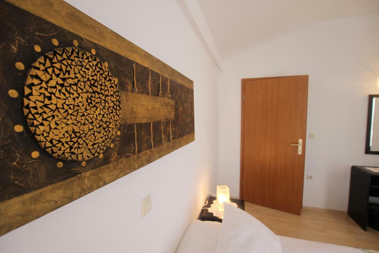 Apartments Macolic Rab Town Ngoại thất bức ảnh